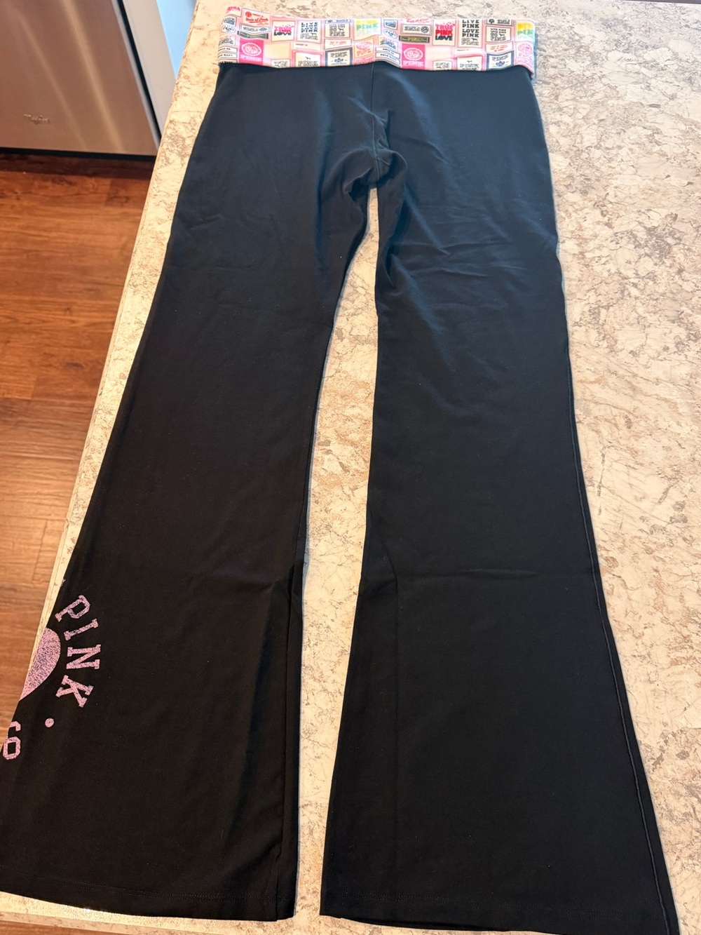 VS PINK FRIDAY Black Colorblock Logo Foldover Cotton Flare Leggings LARGE NWT - Picture 5 of 9